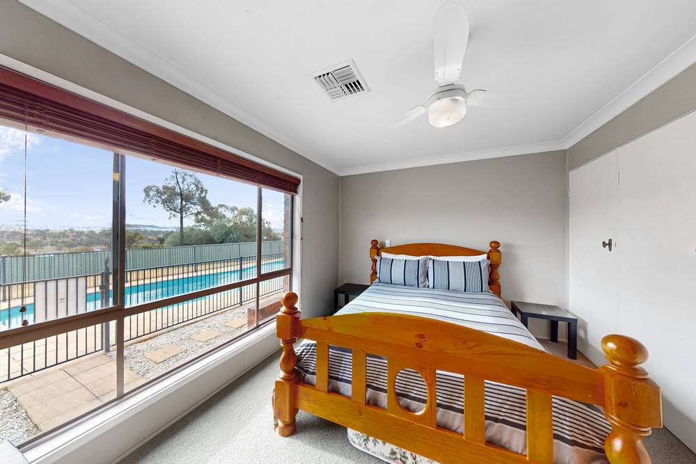 82 BOW STREET, MERRIWA, NSW 2329