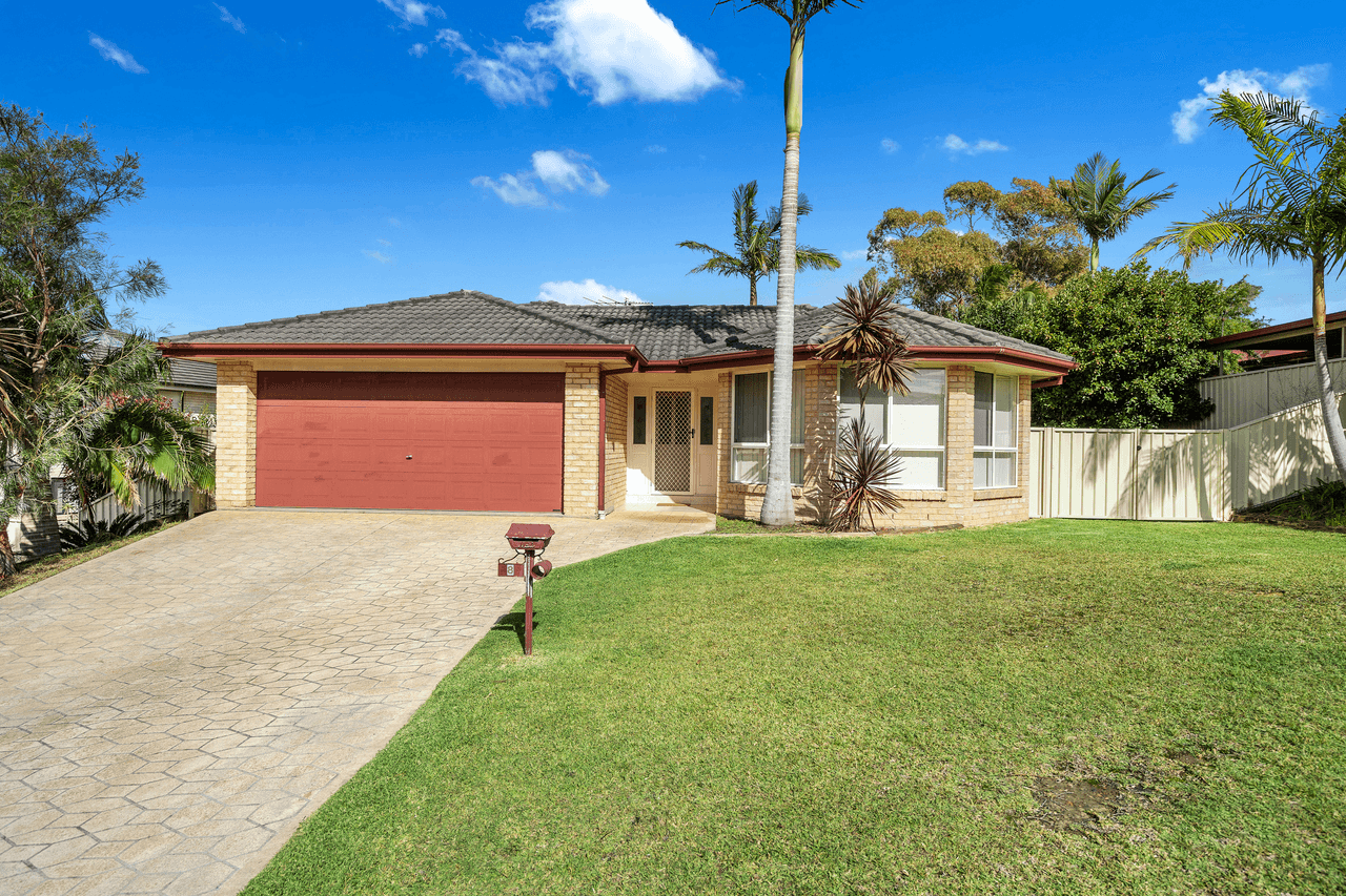 8 Mulwala Drive, WYEE POINT, NSW 2259