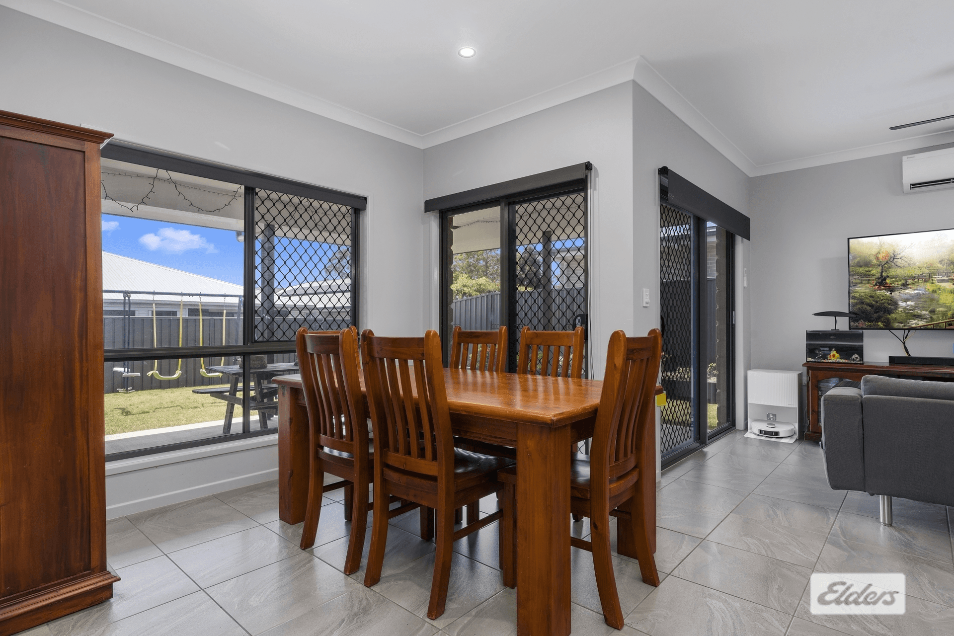 91 Windsor Street, Woodford, QLD 4514