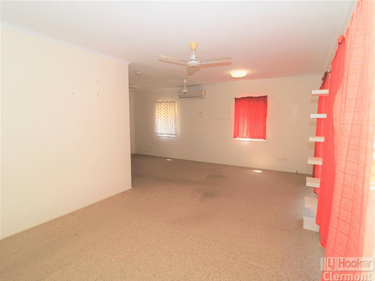 22 Collins Street, CLERMONT, QLD 4721