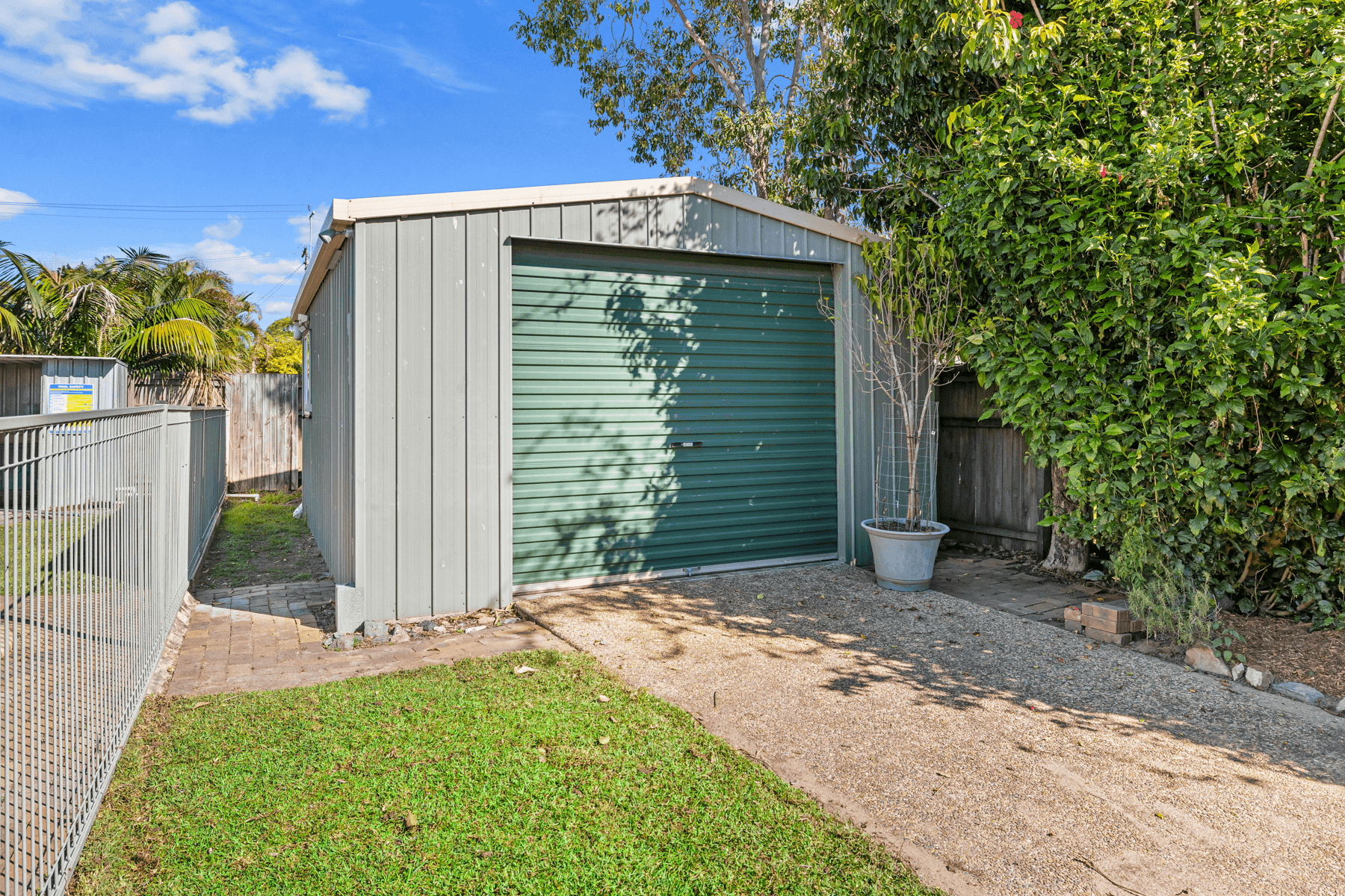 8 Yolla Street, EAGLEBY, QLD 4207