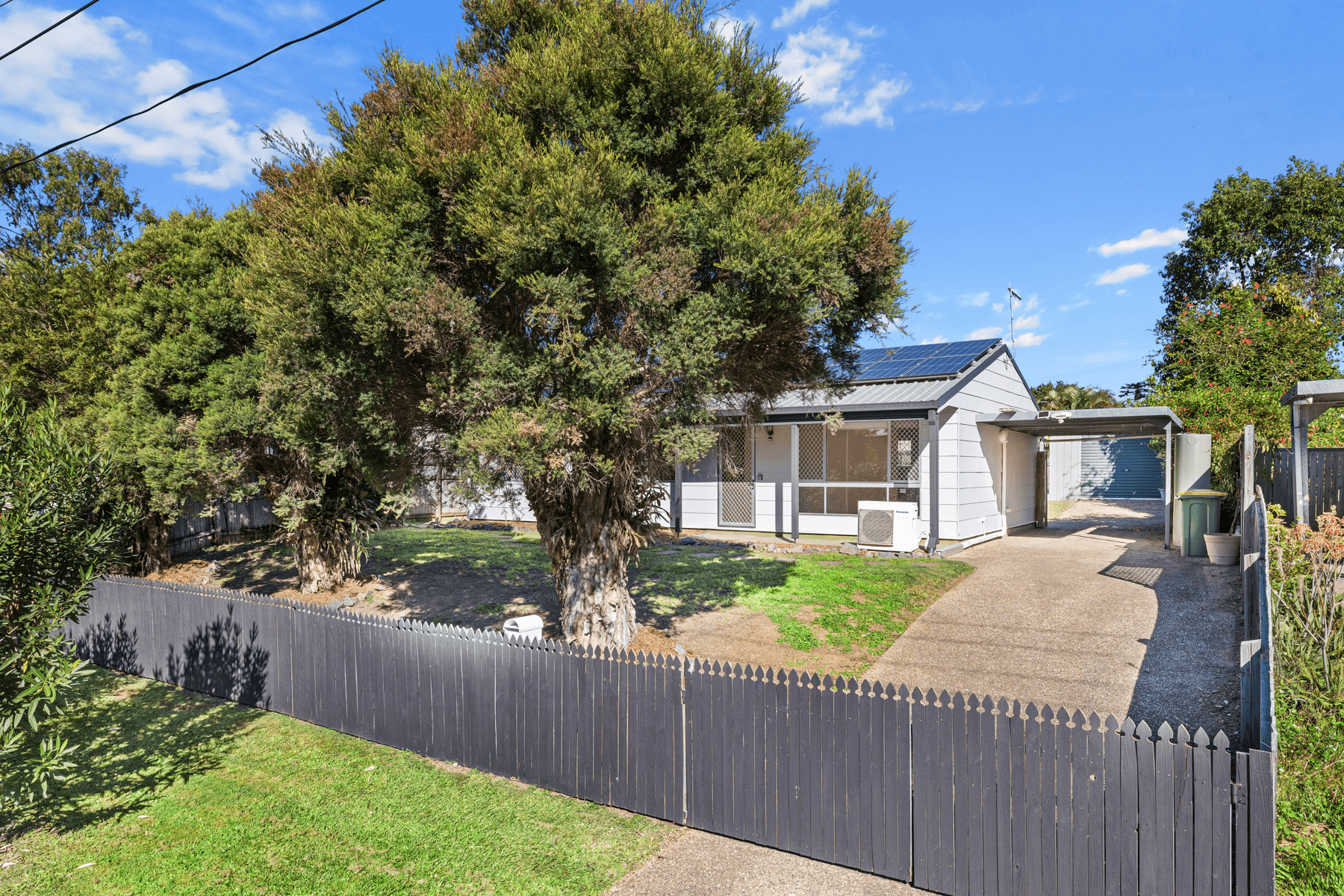 8 Yolla Street, EAGLEBY, QLD 4207