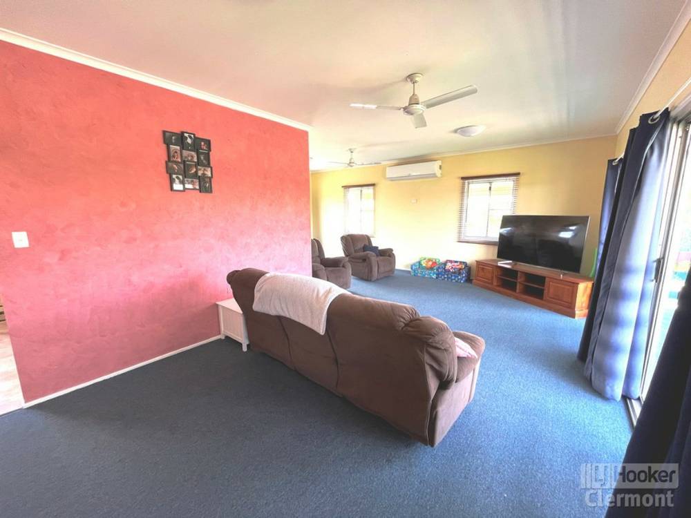 18 Blamey Street, CLERMONT, QLD 4721