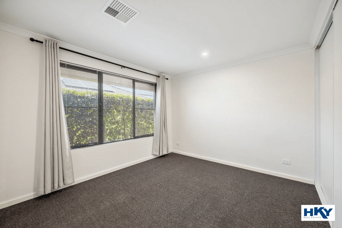 4/17 Sunridge Close, Caversham, WA 6055