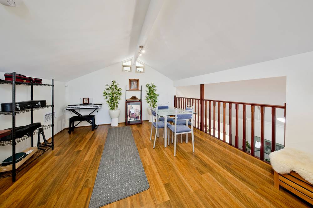 54 Delphine Avenue, DIANELLA, WA 6059