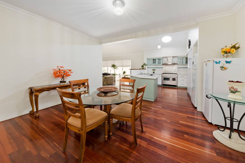 54 Delphine Avenue, DIANELLA, WA 6059