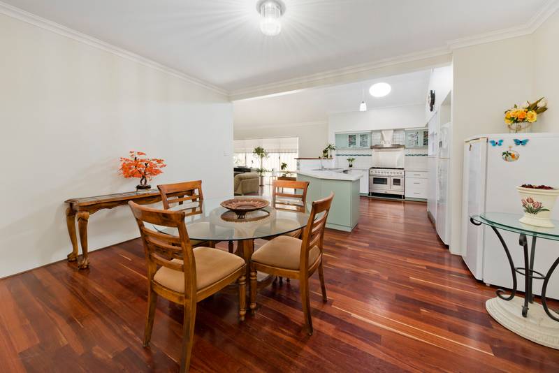 54 Delphine Avenue, DIANELLA, WA 6059