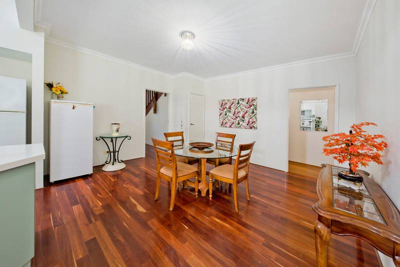 54 Delphine Avenue, DIANELLA, WA 6059