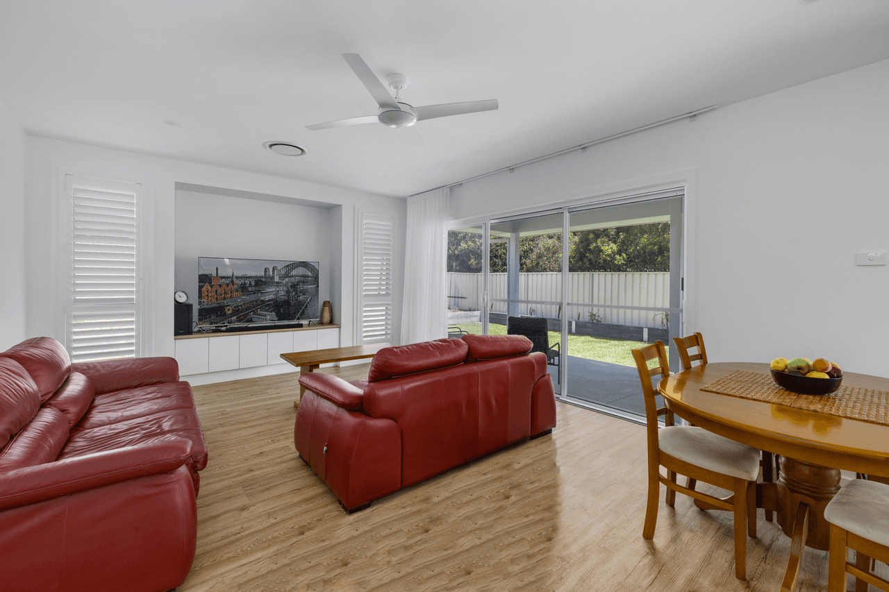 9 Borrowdale Avenue, DUNBOGAN, NSW 2443