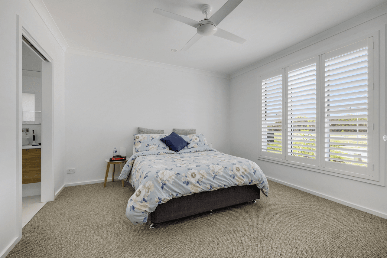 9 Borrowdale Avenue, DUNBOGAN, NSW 2443