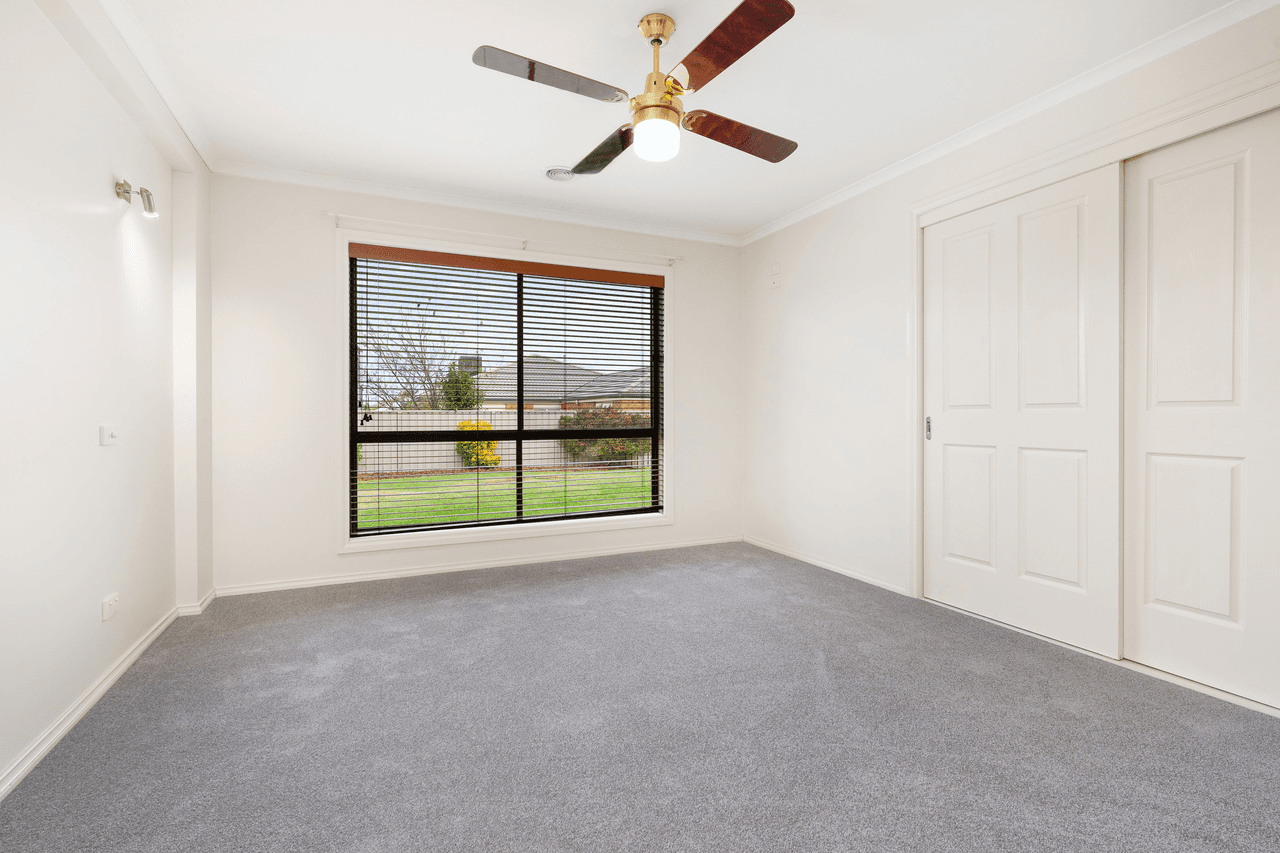 7 Dillagar Place, SPRINGDALE HEIGHTS, NSW 2641