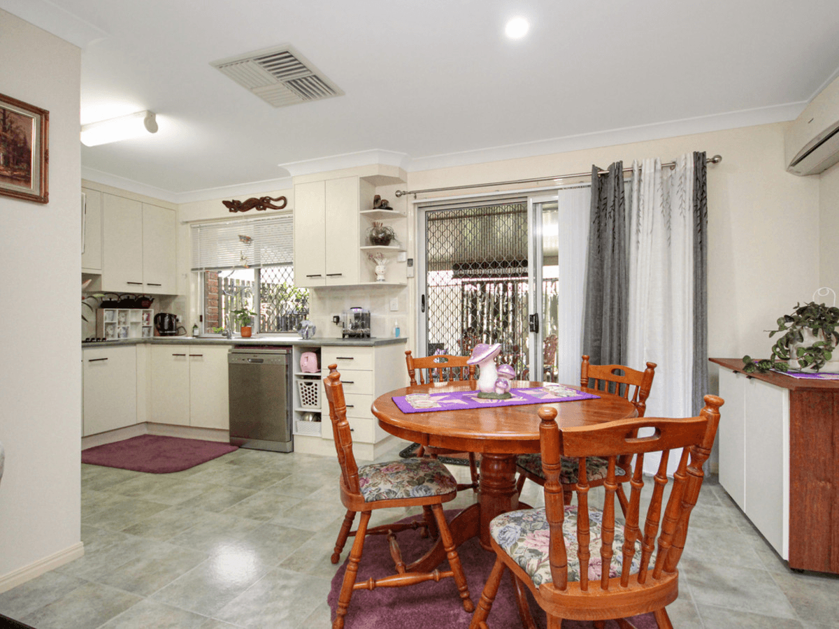 2/117a Pine Mountain Road, Brassall, QLD 4305