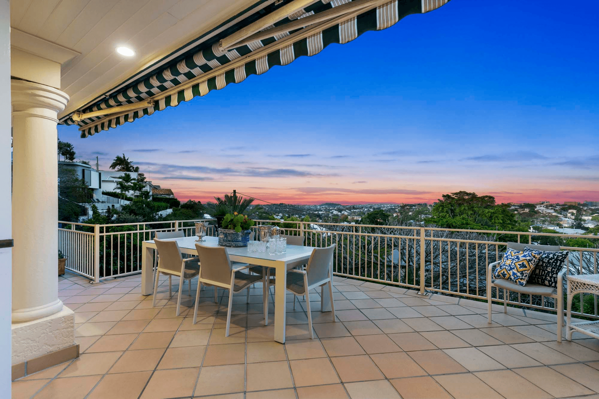 2 Eakin Lane, PADDINGTON, QLD 4064