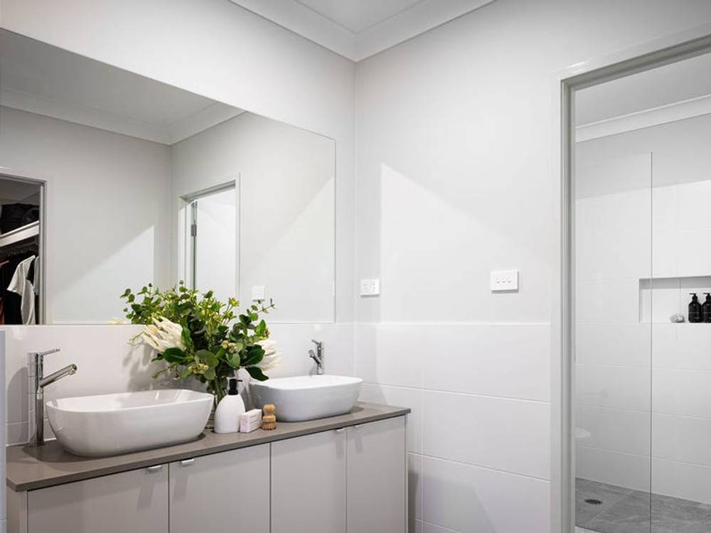 1228/20 wallowa way, REDBANK PLAINS, QLD 4301