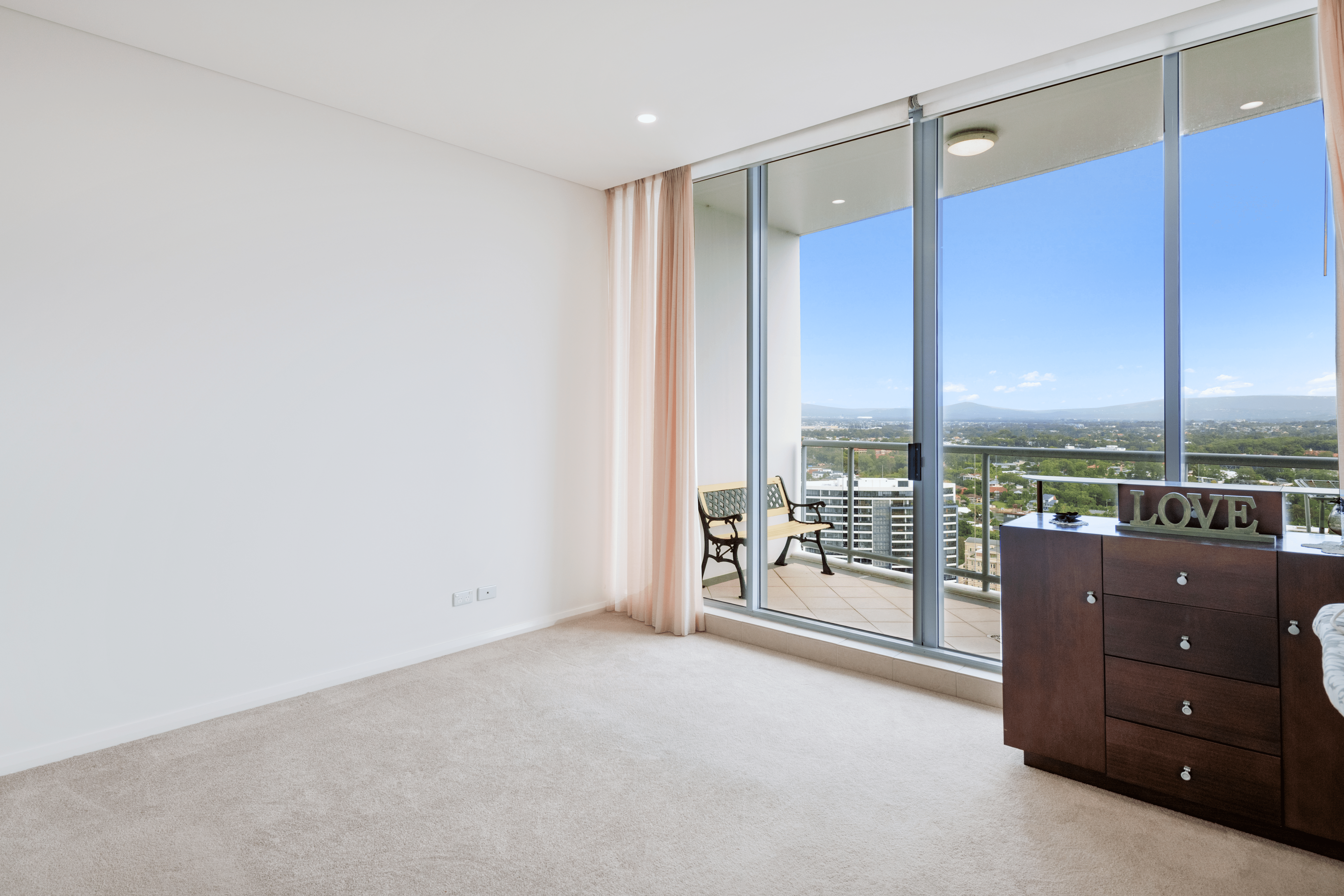 3104/1 Como Crescent, SOUTHPORT, QLD 4215