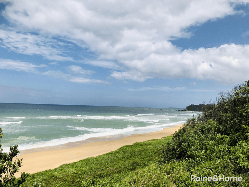 4/1 Beach Way, SAPPHIRE BEACH, NSW 2450