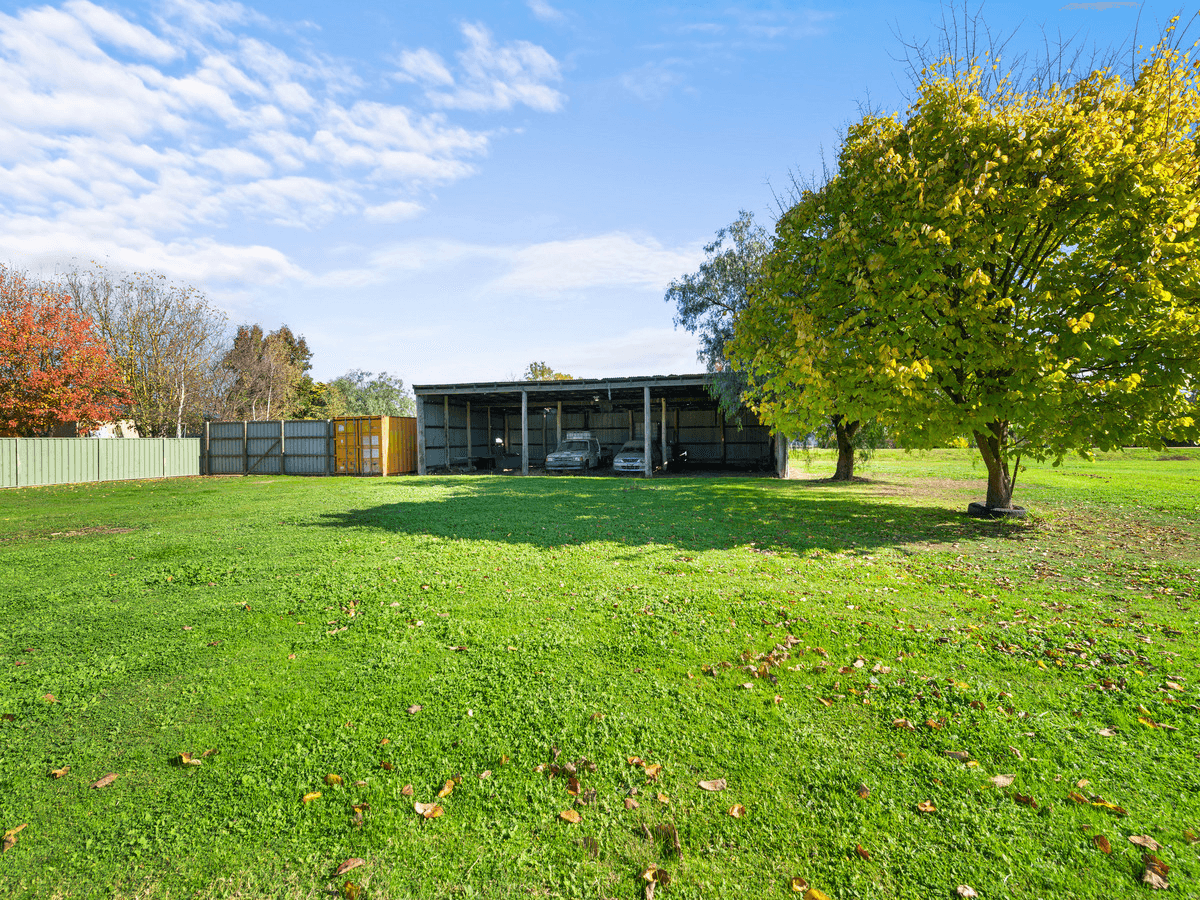 2821 Traralgon-Heyfield Road, Cowwarr, VIC 3857