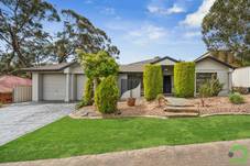 3 Dawbiney Avenue, Craigburn Farm, SA 5051