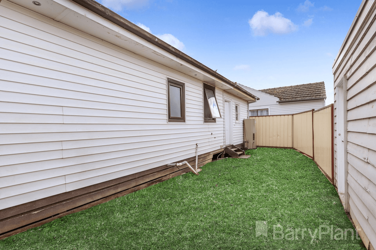 1/22 Welwyn Parade, Deer Park, VIC 3023