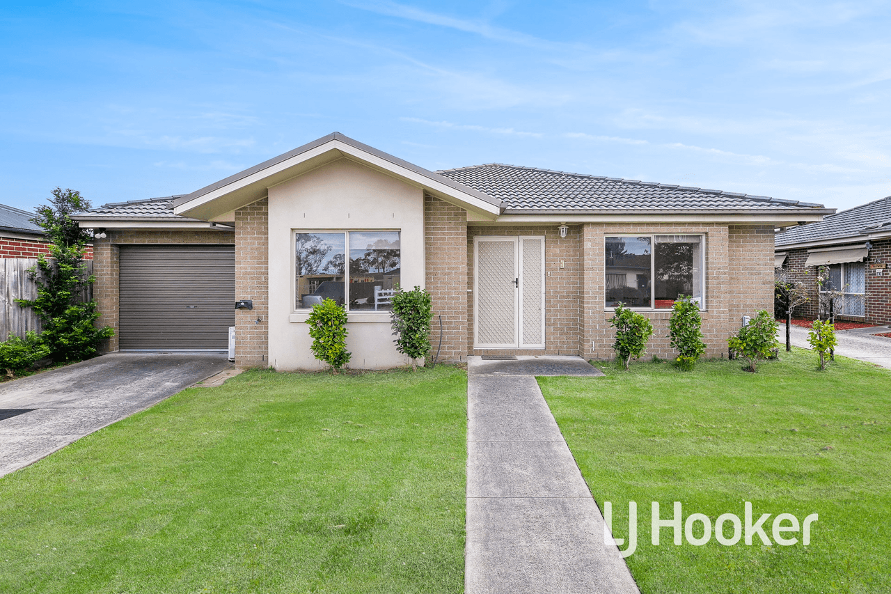 1/27-29 Rogers Street, PAKENHAM, VIC 3810