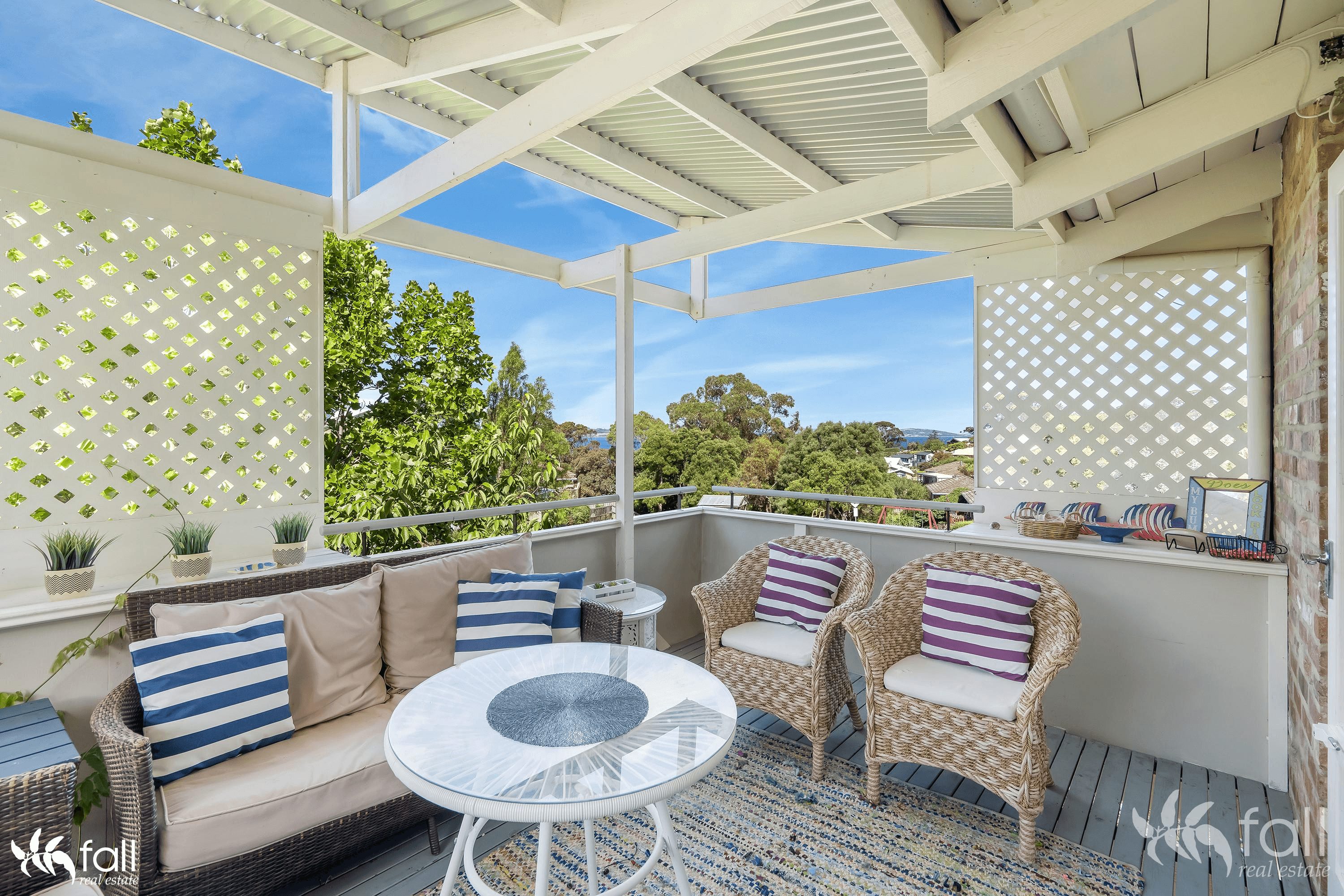 32 Mirramar Park, BLACKMANS BAY, TAS 7052