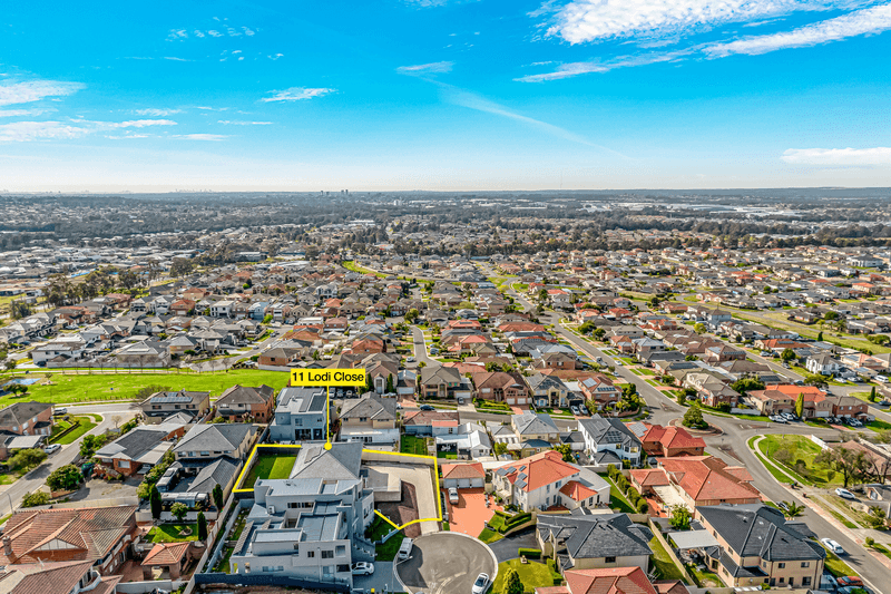 11 Lodi Close, WEST HOXTON, NSW 2171