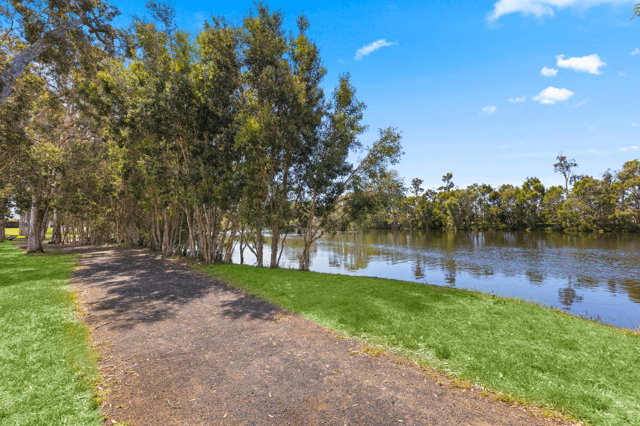 19 Sirenia Drive, BURRUM HEADS, QLD 4659