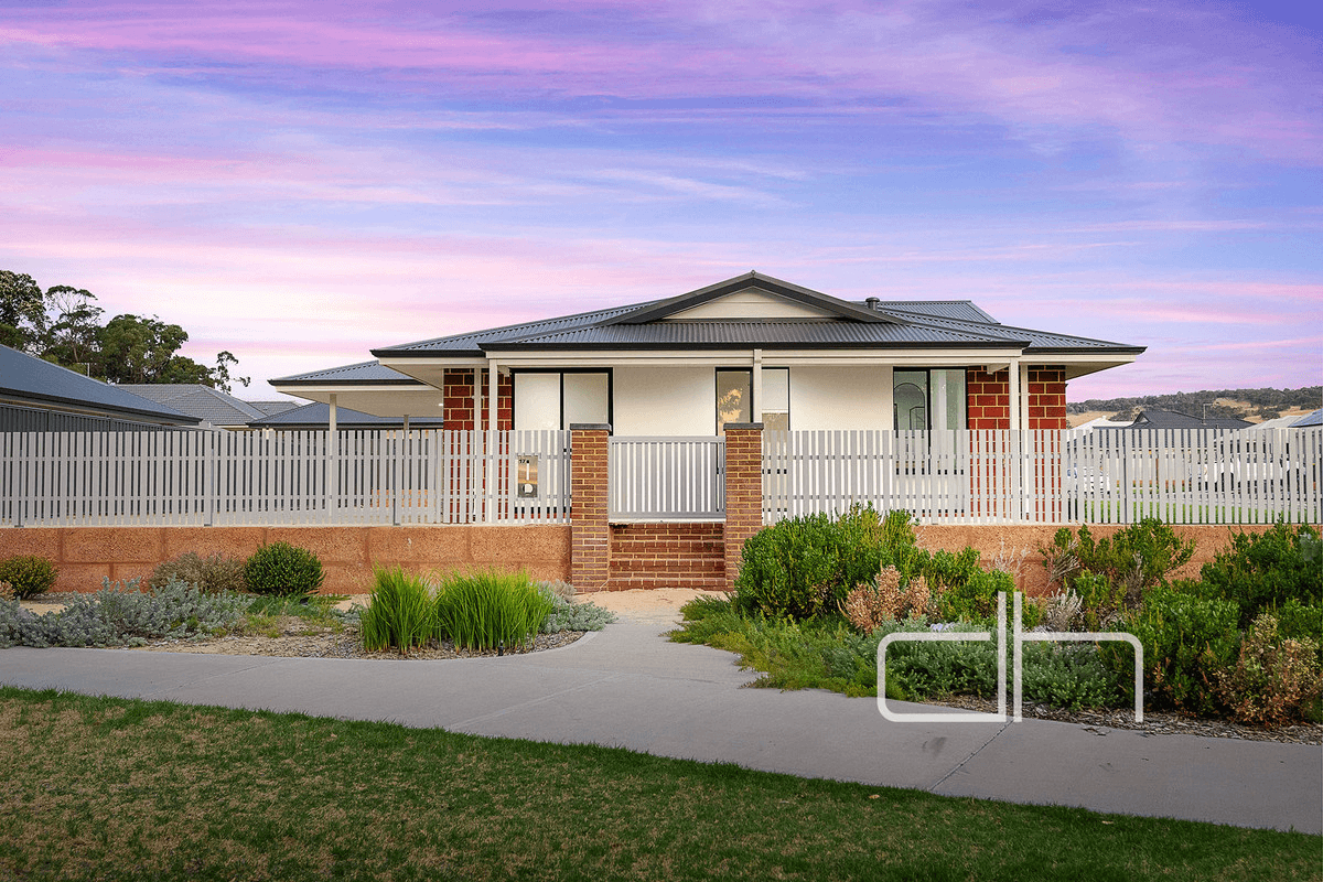 17 Treetop Vista, Bullsbrook, WA 6084