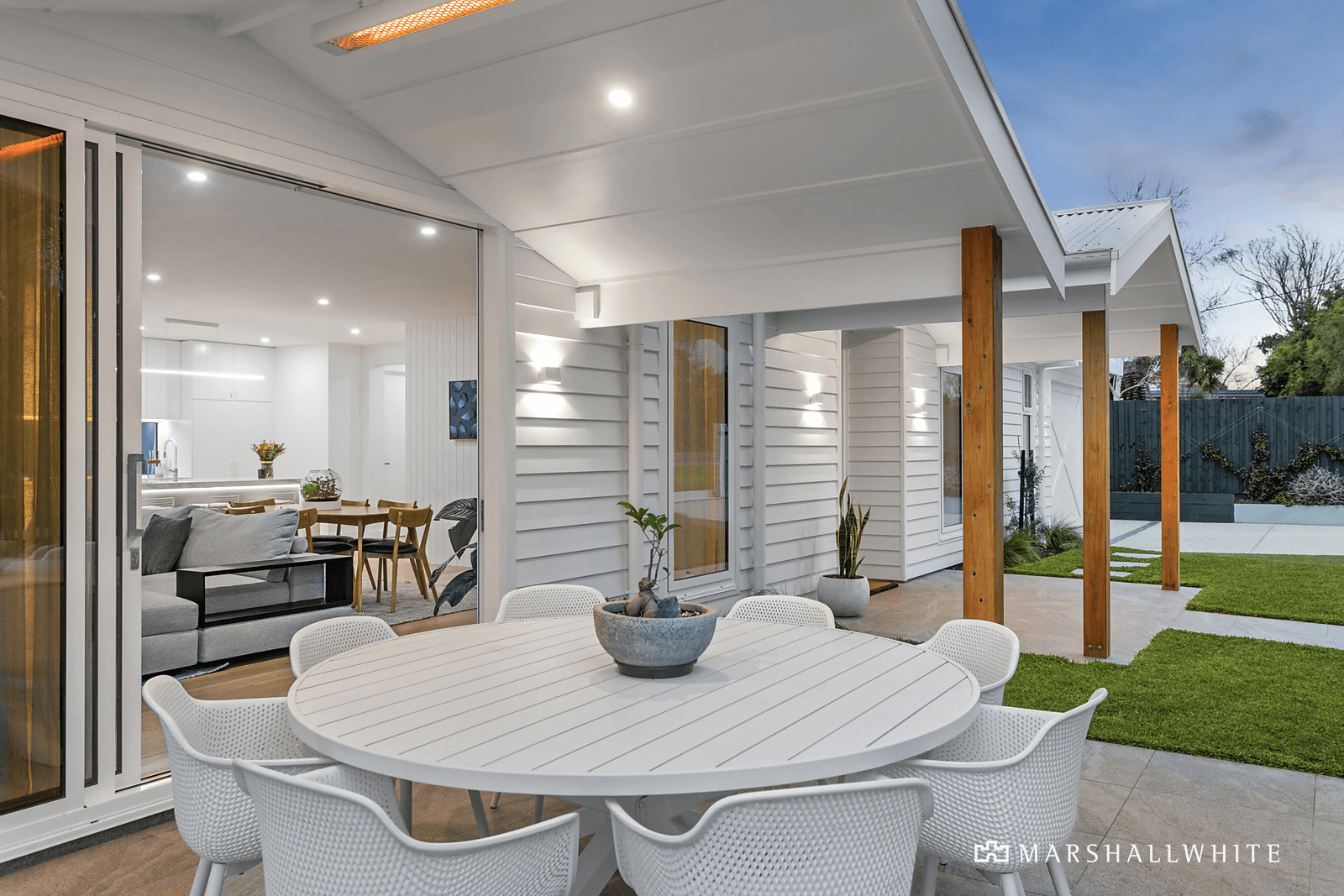1/153 Mount Eliza Way, Mount Eliza, VIC 3930