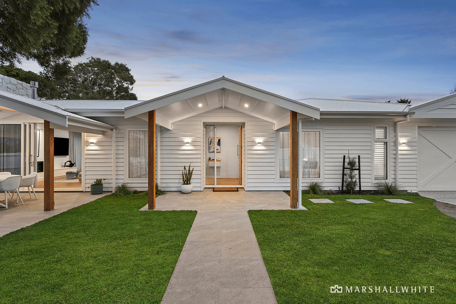 1/153 Mount Eliza Way, Mount Eliza, VIC 3930