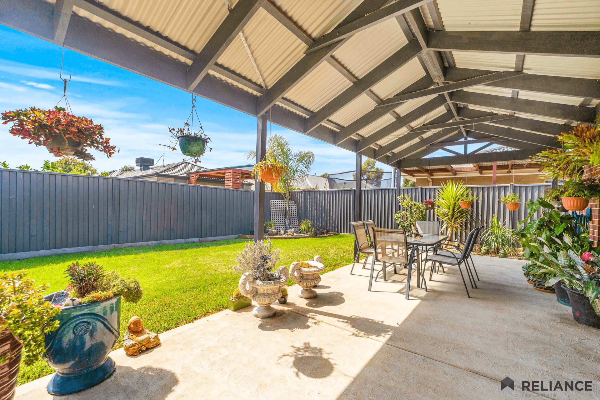 23 Mayesbrook Road, Manor Lakes, VIC 3024