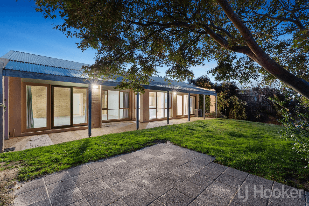 67 Bicentennial Drive, JERRABOMBERRA, NSW 2619