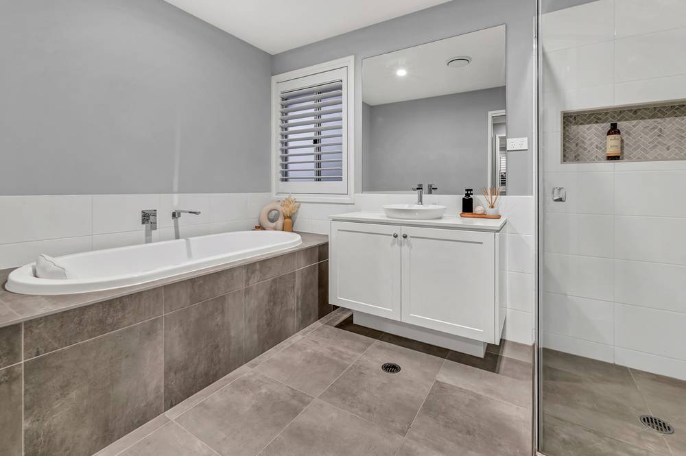 127 Melville Drive, PIMPAMA, QLD 4209