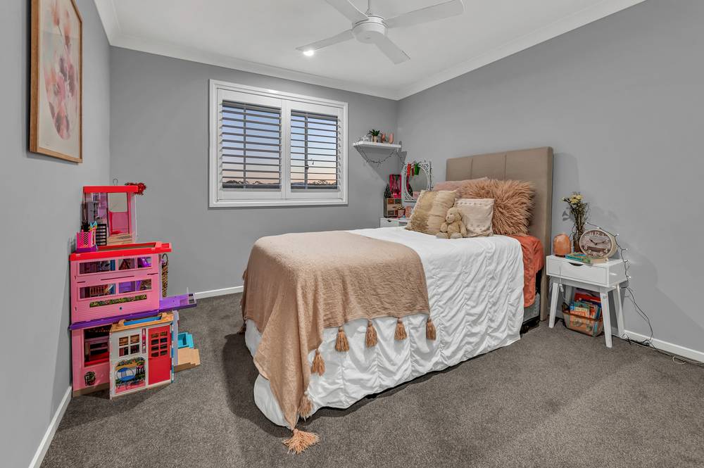 127 Melville Drive, PIMPAMA, QLD 4209