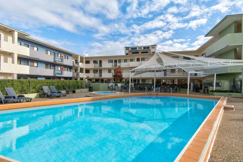 105/132 MARINE PARADE, SOUTHPORT, QLD 4215