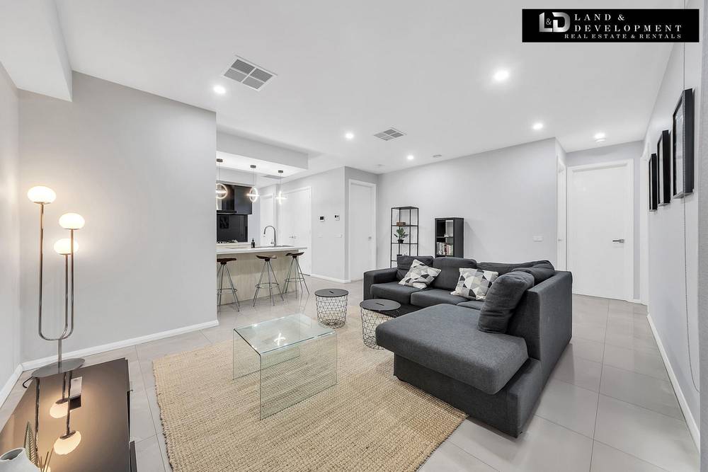 5 Linburn Street, THORNHILL PARK, VIC 3335
