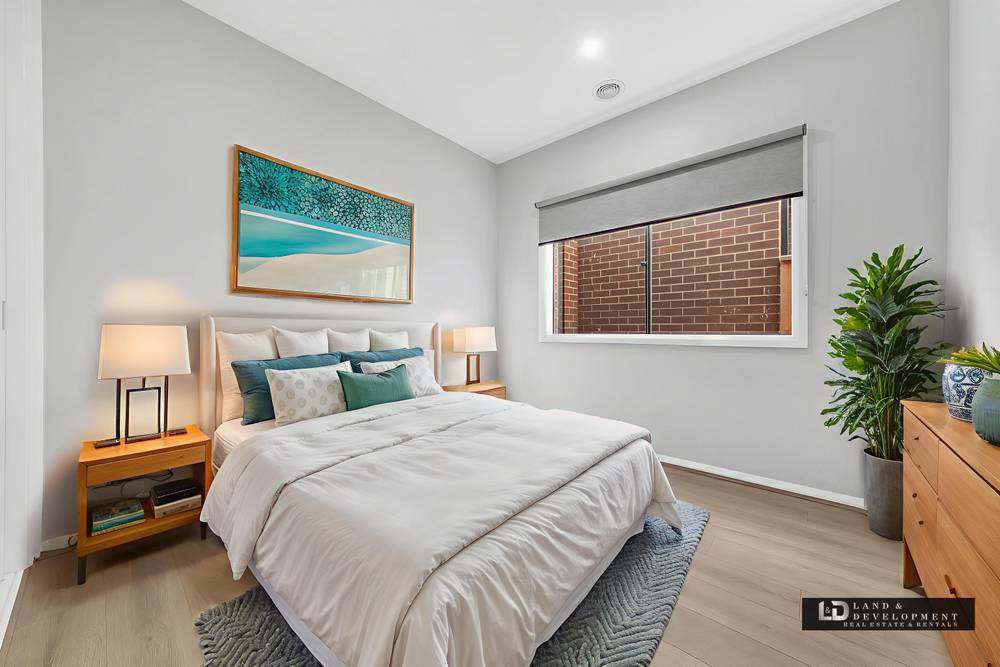 5 Linburn Street, THORNHILL PARK, VIC 3335