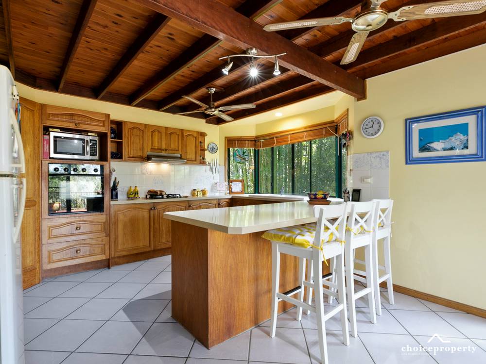 16 Bartle Frere Court, DOONAN, QLD 4562