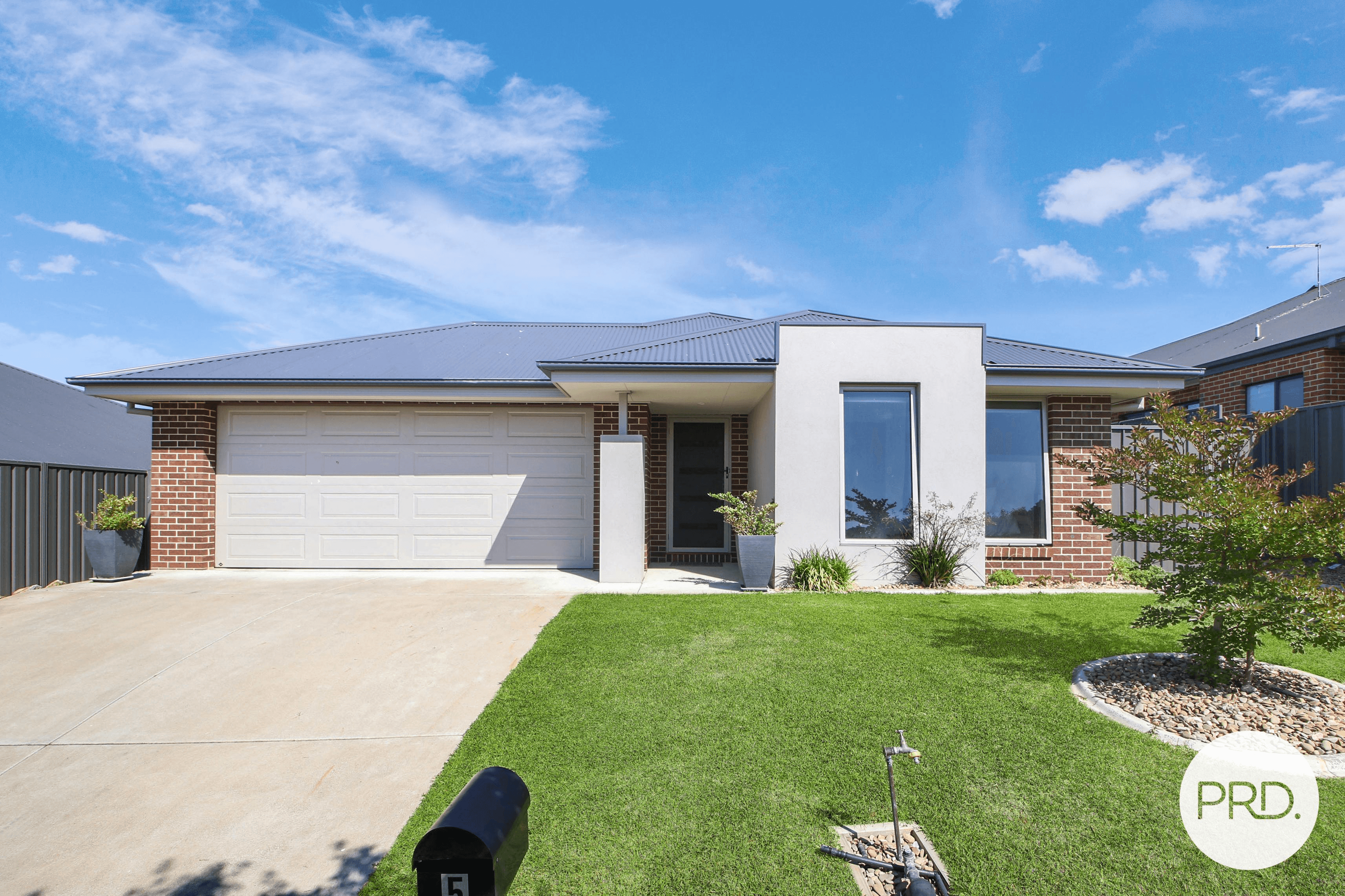 5 Queensberry Road, LENEVA, VIC 3691