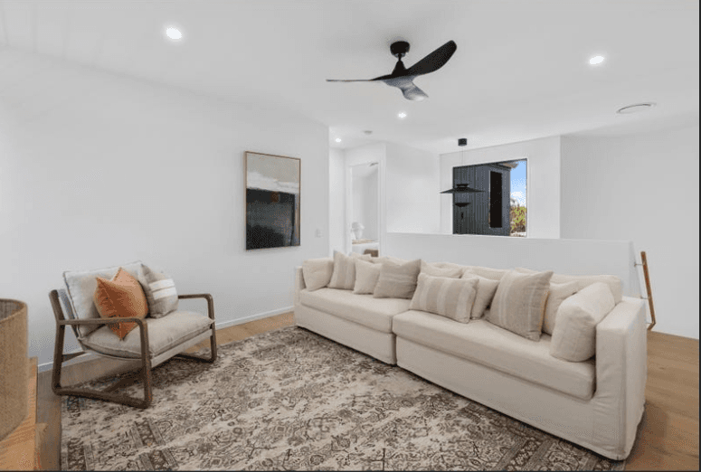 30A Mountain View Avenue, BURLEIGH WATERS, QLD 4220