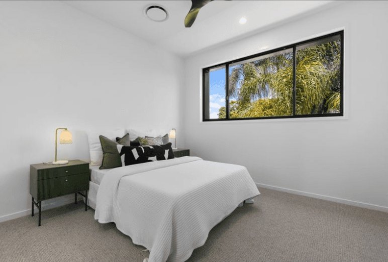 30A Mountain View Avenue, BURLEIGH WATERS, QLD 4220
