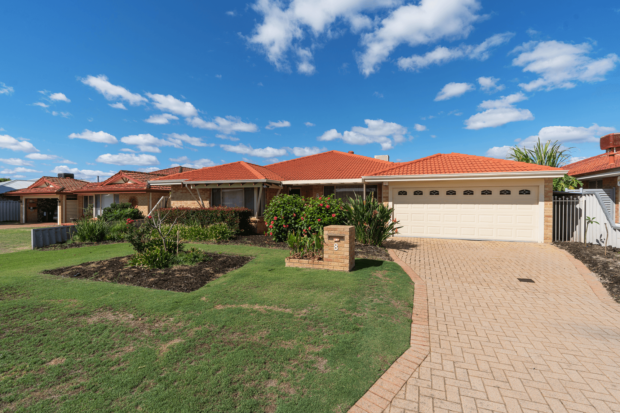 8 Coolie Street, HUNTINGDALE, WA 6110