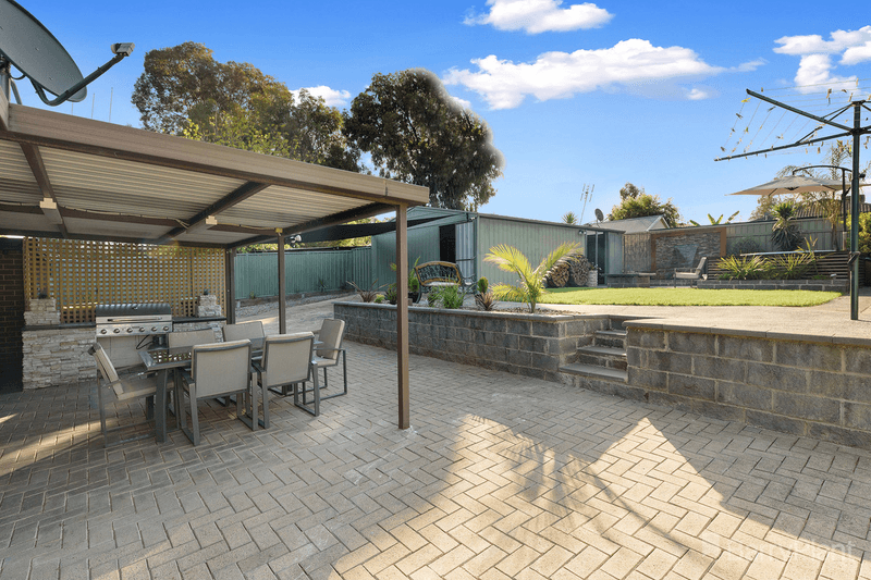 67 Gill Avenue, California Gully, VIC 3556