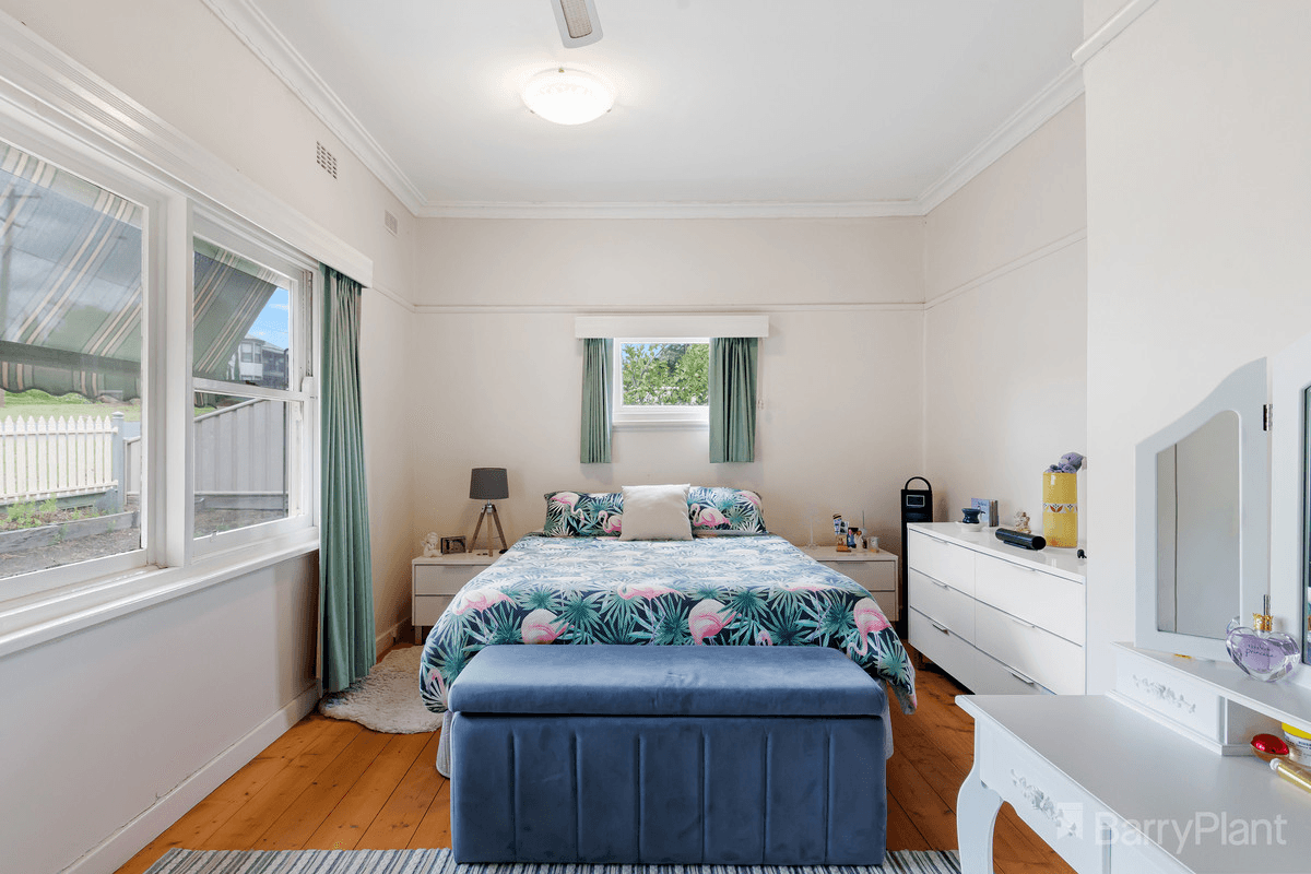 27 Murphy Street, Kennington, VIC 3550