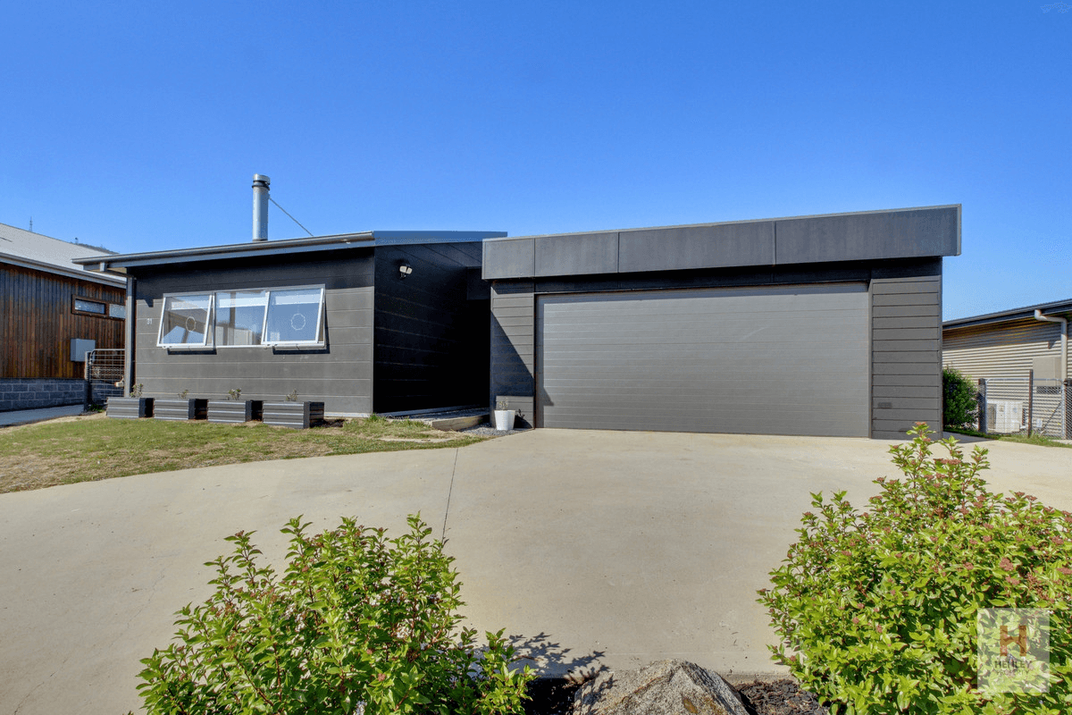 31 Kunama Drive, East Jindabyne, NSW 2627