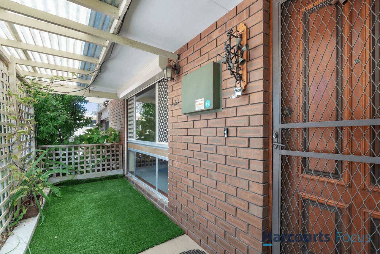 6 Curlew Court, KELMSCOTT, WA 6111