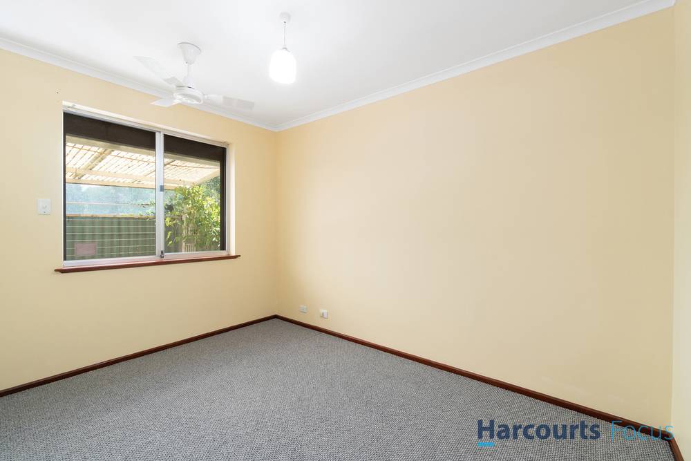 6 Curlew Court, KELMSCOTT, WA 6111