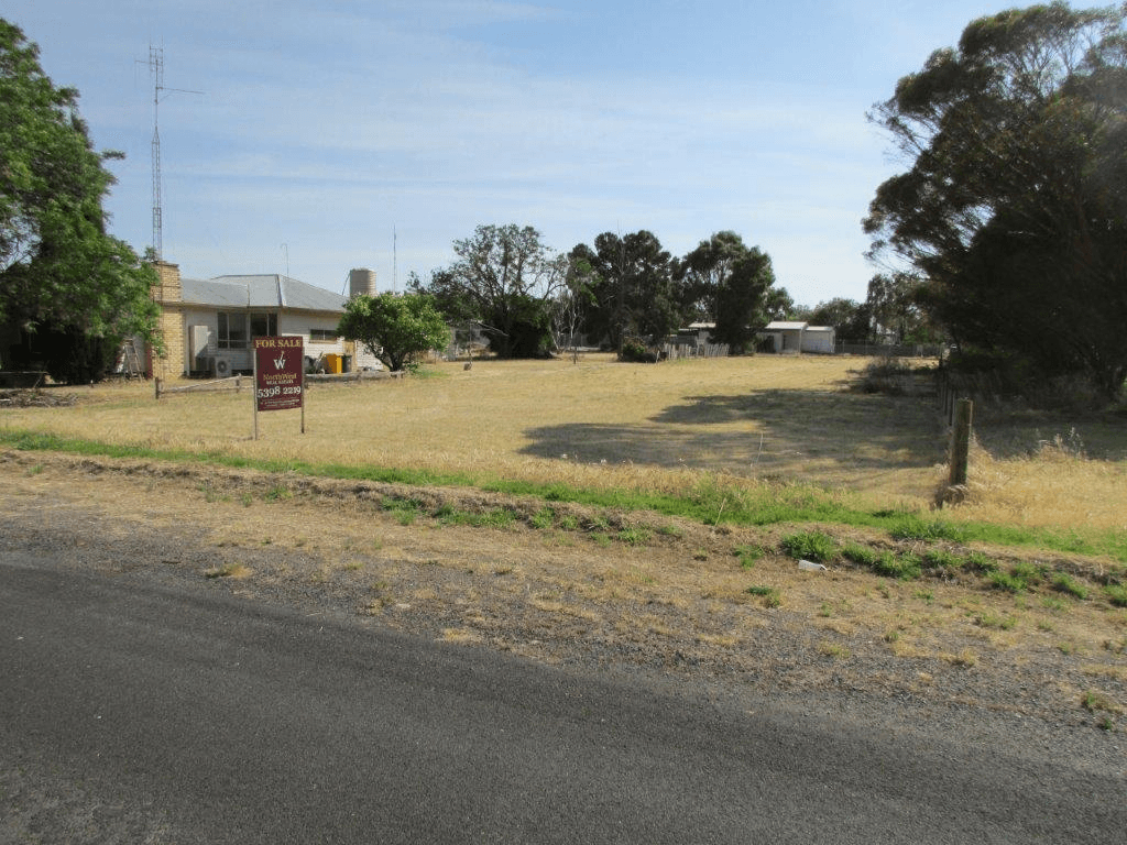 30 GLOUCESTER AVENUE, WOOMELANG, VIC 3485