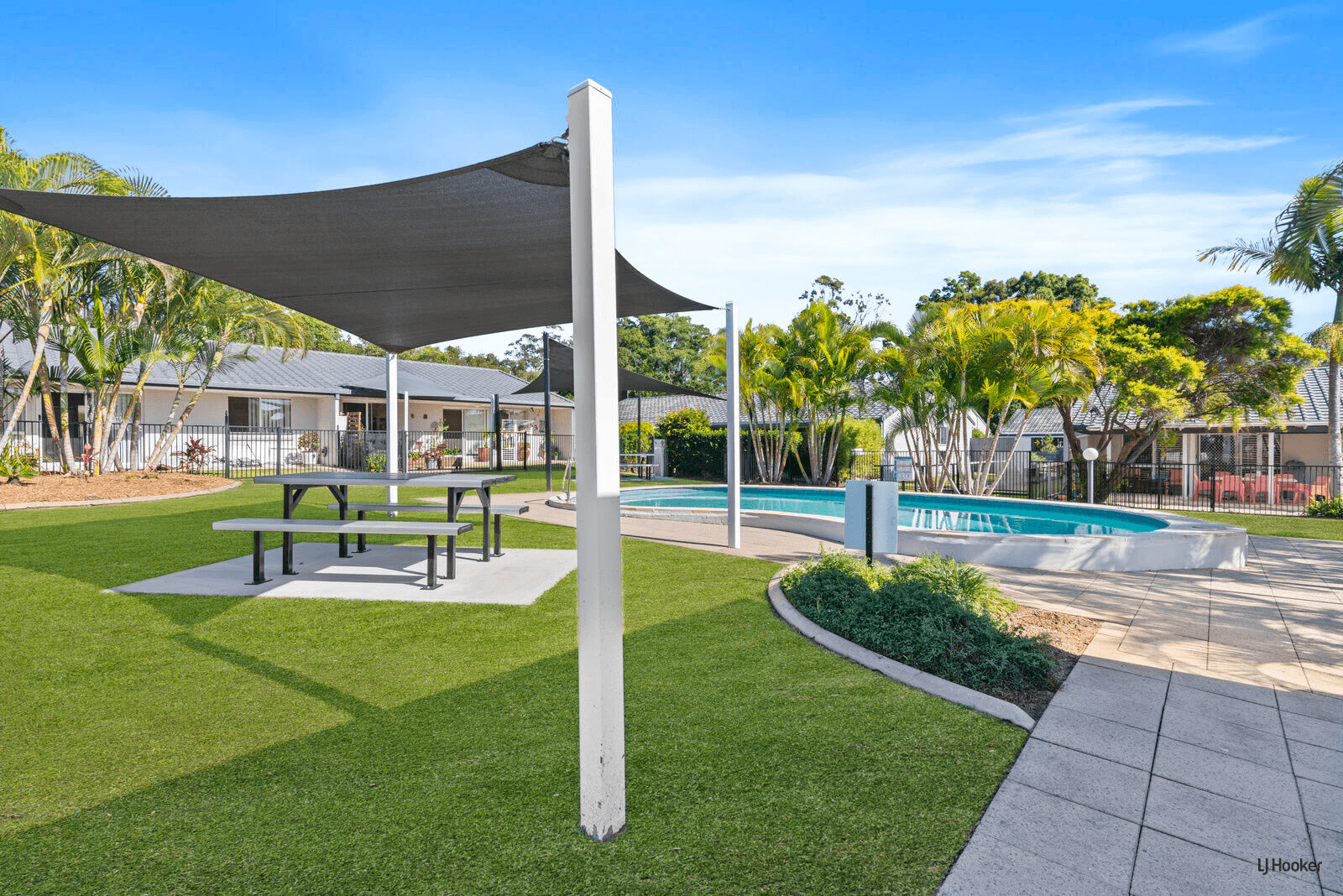 32/4 Itong Place, Currumbin Waters, QLD 4223