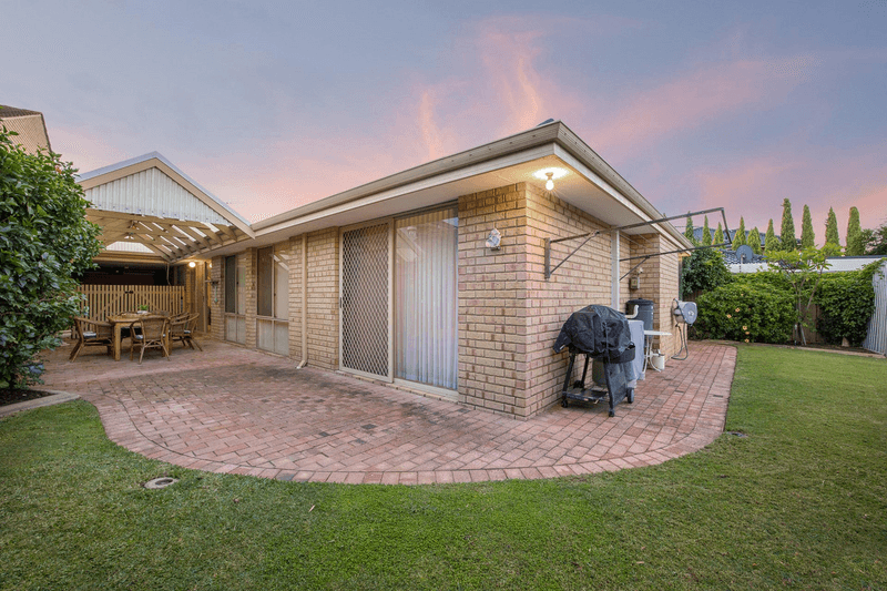 2A Troy Street, Applecross, WA 6153